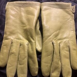 Vintage lime green leather gloves.